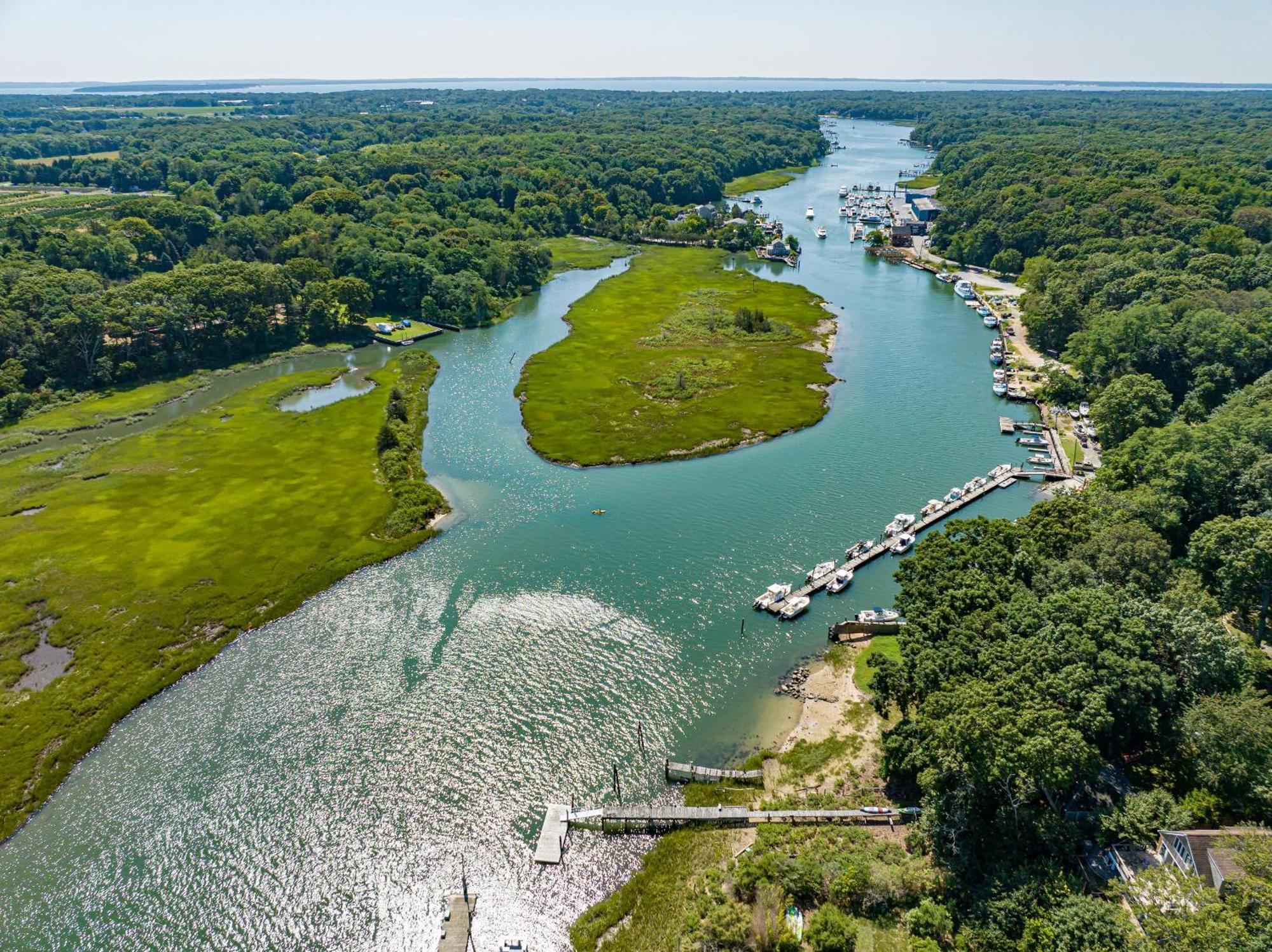 Nature'S Paradise: Private Dock & Water Views Mattituck Exteriör bild