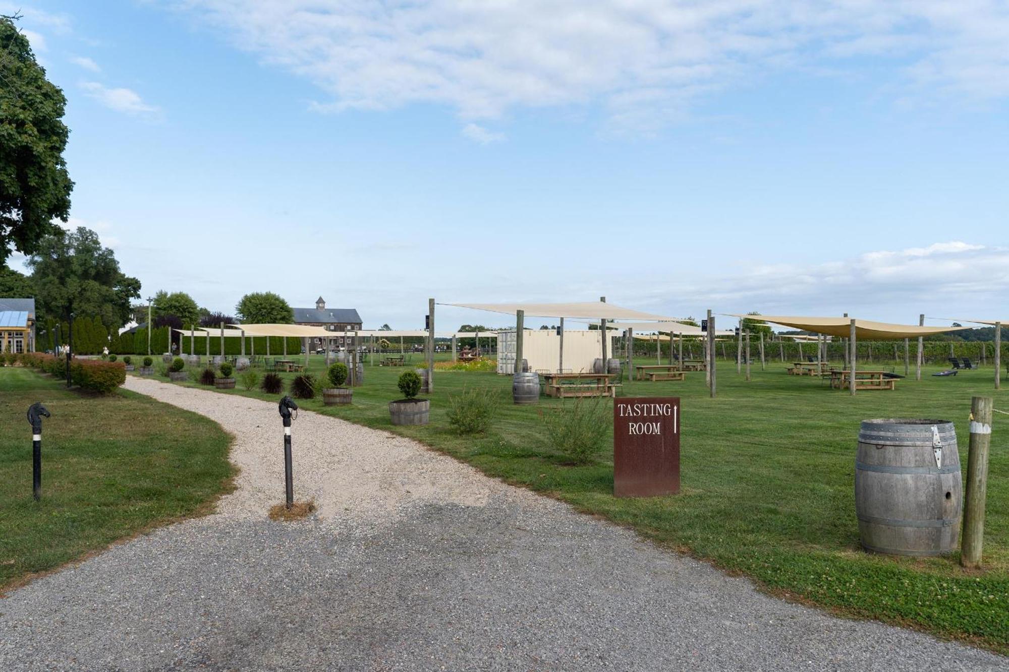 Nature'S Paradise: Private Dock & Water Views Mattituck Exteriör bild