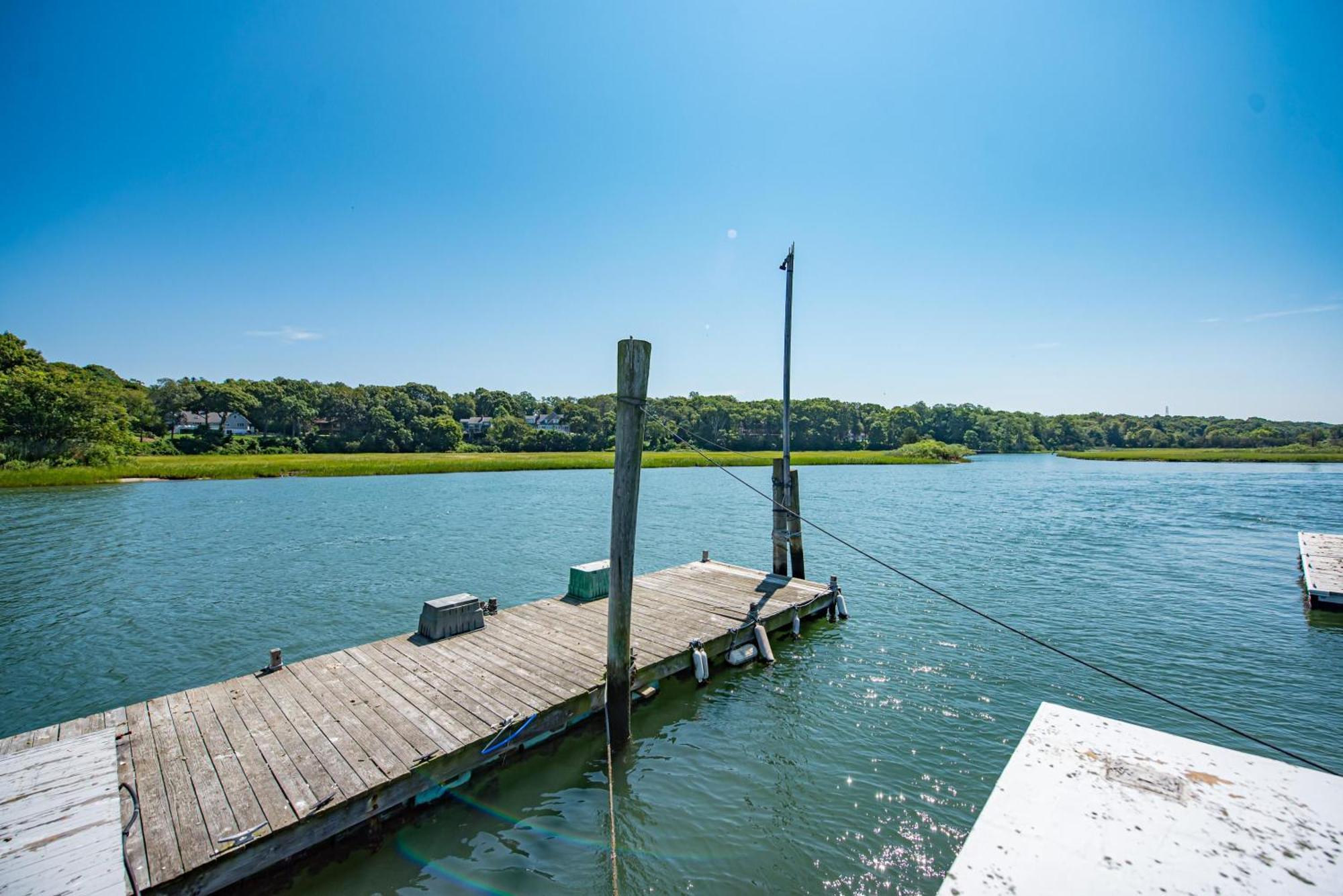 Nature'S Paradise: Private Dock & Water Views Mattituck Exteriör bild